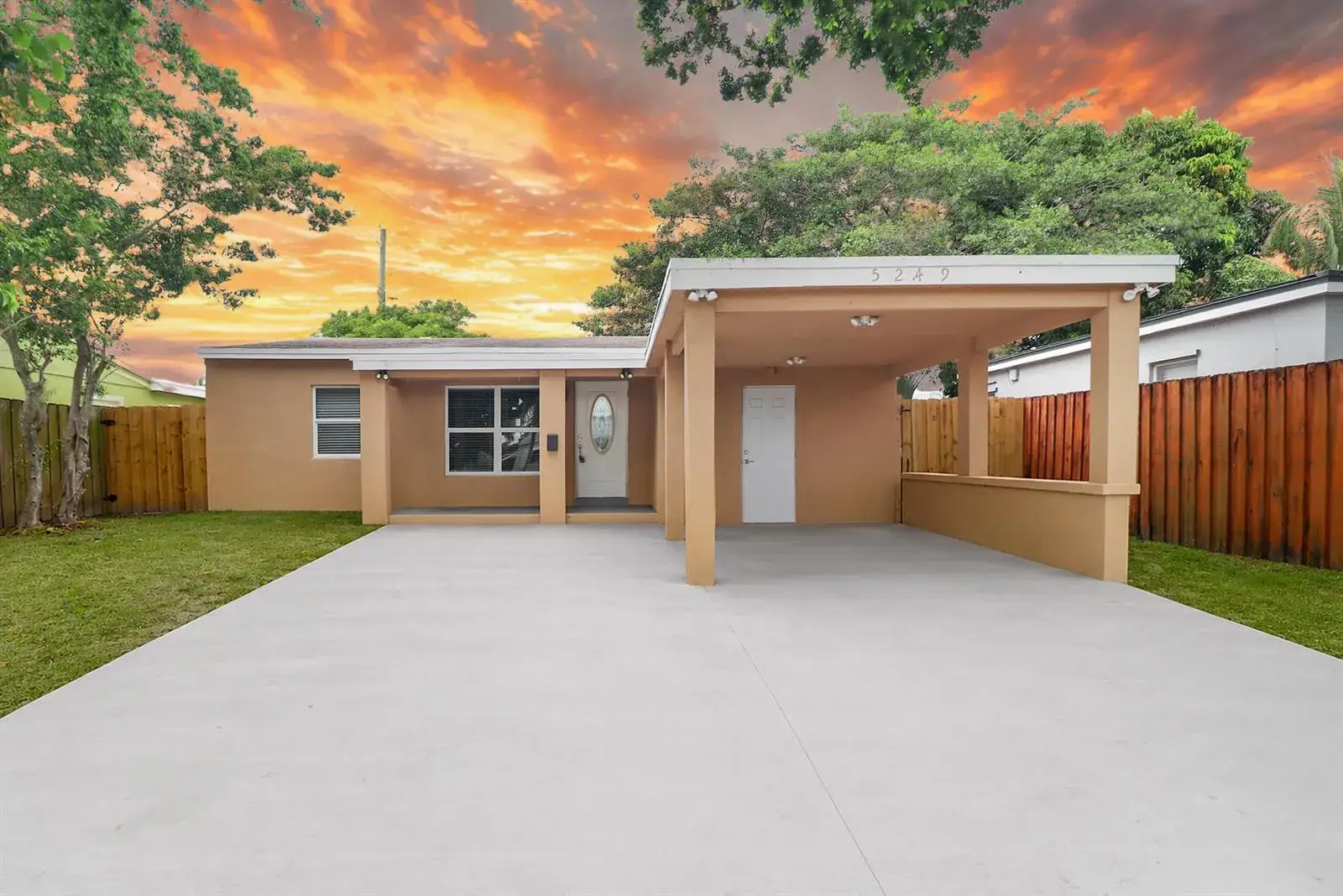 3 bedroom 2 bath Residential for sale at 5249 NE 4TH Terrace, Oakland Park FL 33334