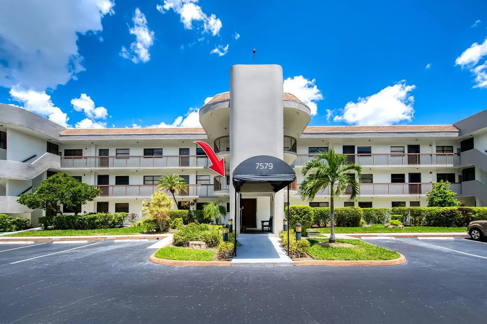 2 bedroom 2 bath Residential for sale at 7579 NW 79th Avenue # 204, Tamarac FL 33321