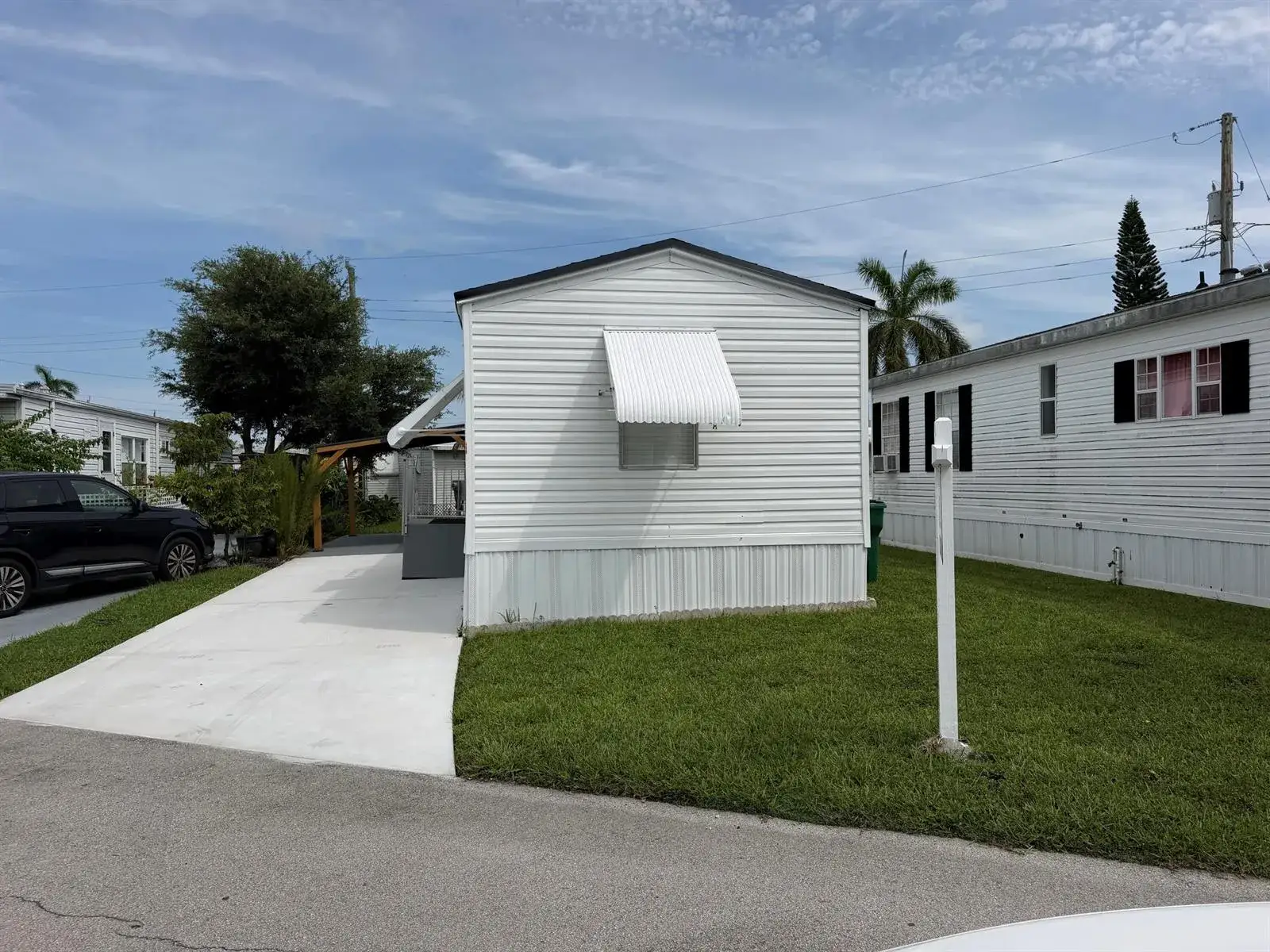 2 bedroom 1 bath Residential for sale at 8517 SW 17TH Court, Davie FL 33324