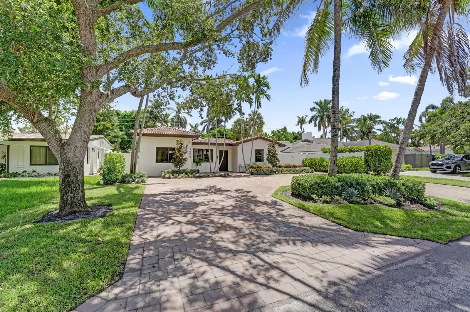 1424 NE 16TH Avenue, Fort Lauderdale FL 33304