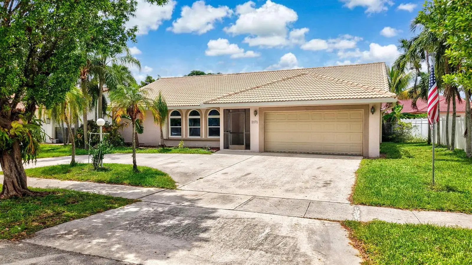 2171 NW 76th Avenue, Margate FL 33063