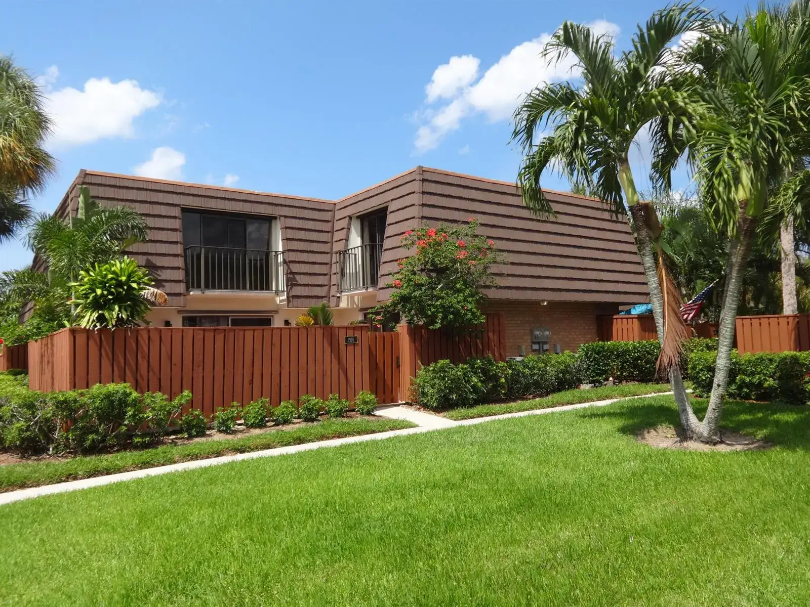 2 bedroom 2 bath Residential Lease for rent at 1916 19TH Court, Jupiter FL 33477