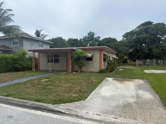3 bedroom 1 bath Residential for sale at 120 NE 12TH Avenue, Boynton Beach FL 33435