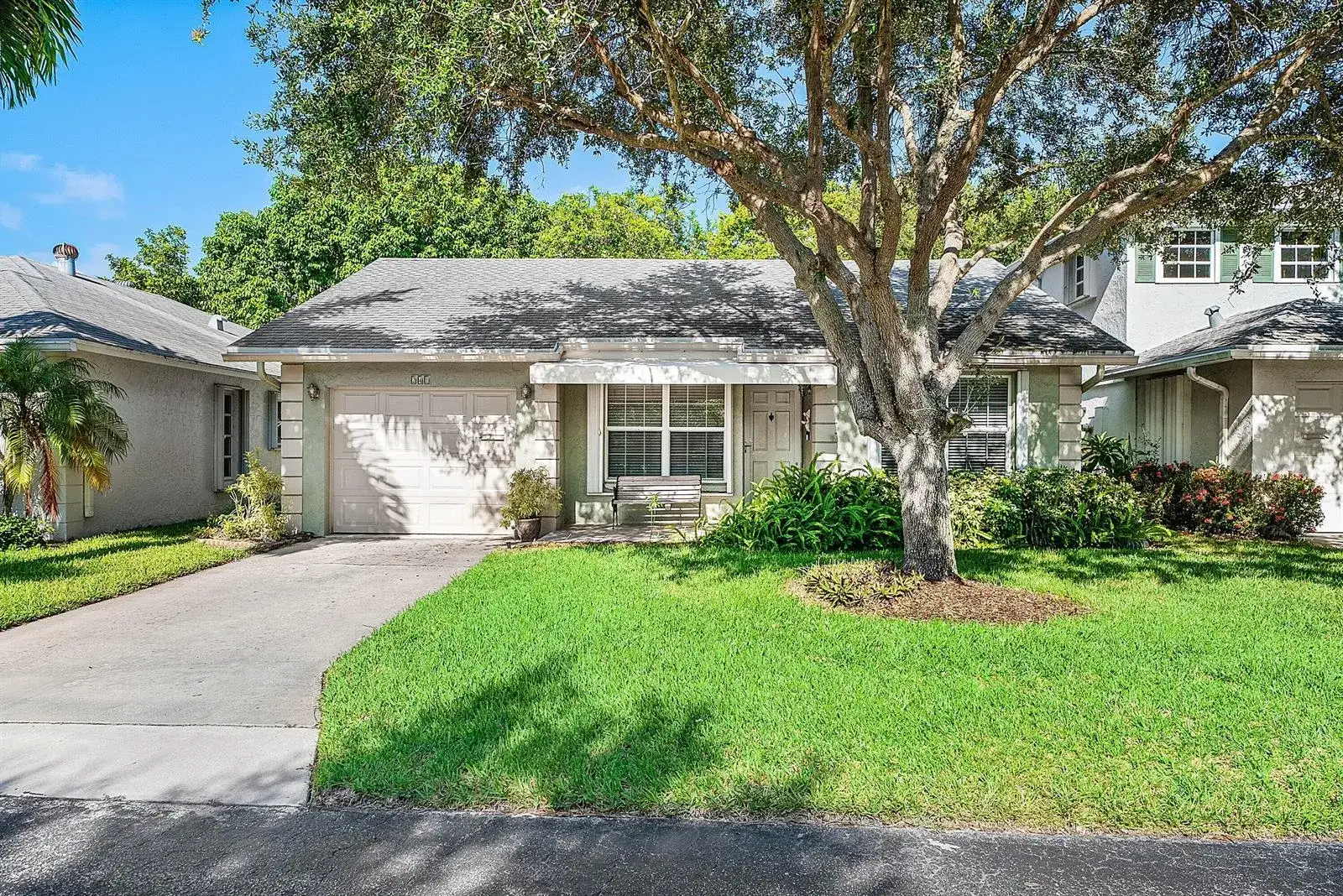 2 bedroom 2 bath Residential for sale at 241 DEL RIO Boulevard, Boca Raton FL 33432