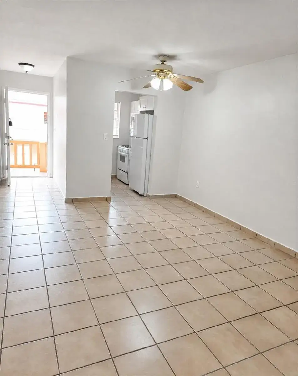 3 bedroom 1 bath Residential Lease for rent at 4655 Palm Avenue # 205, Hialeah FL 33012