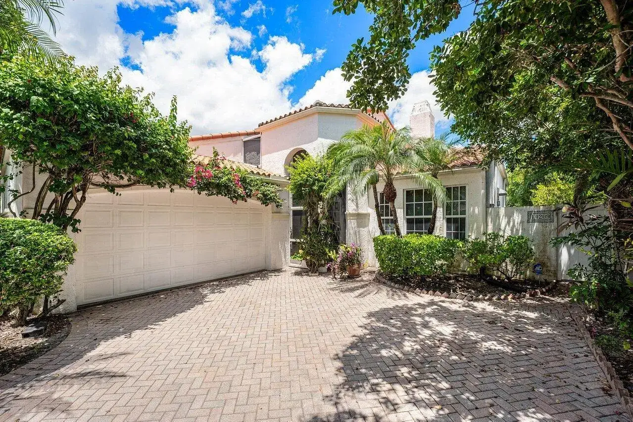 3 bedroom 3 bath Residential Lease for rent at 14209 CALYPSO Lane, Wellington FL 33414