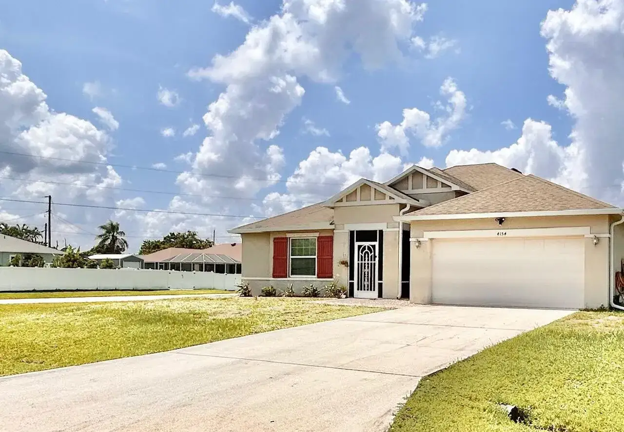 4 bedroom 3 bath Residential for sale at 4154 SW ELBA Street, Port St. Lucie FL 34953