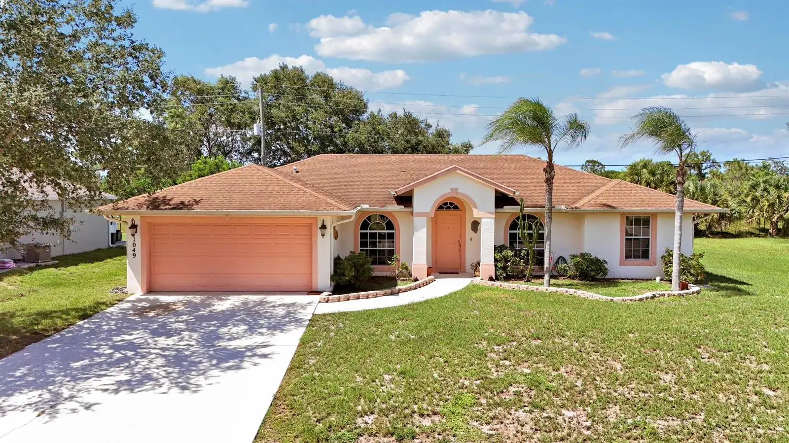 3 bedroom 2 bath Residential for sale at 1049 SW Janette Avenue, Port St. Lucie FL 34953