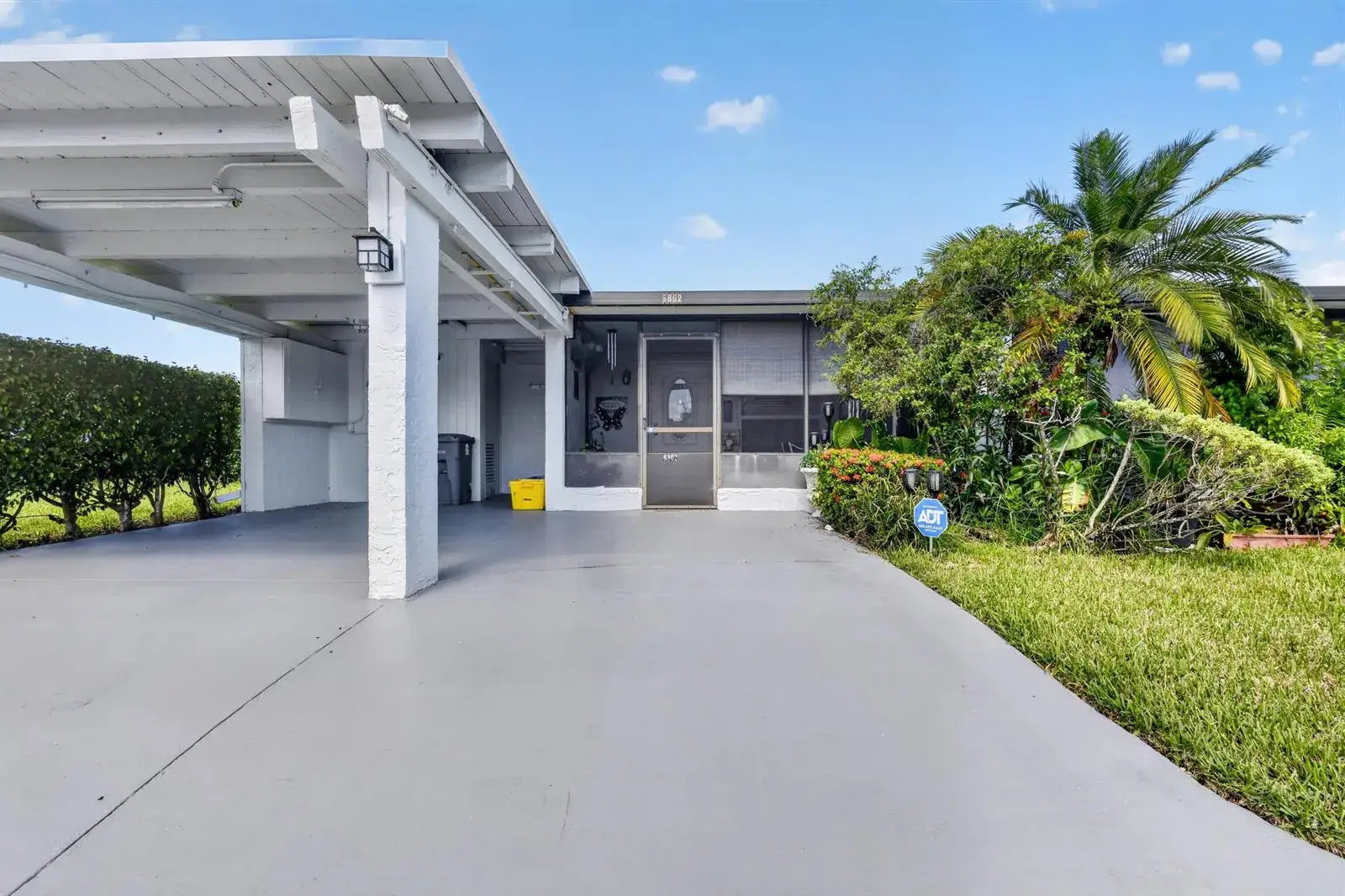 2 bedroom 2 bath Residential for sale at 6802 Moonlit Drive, Delray Beach FL 33446