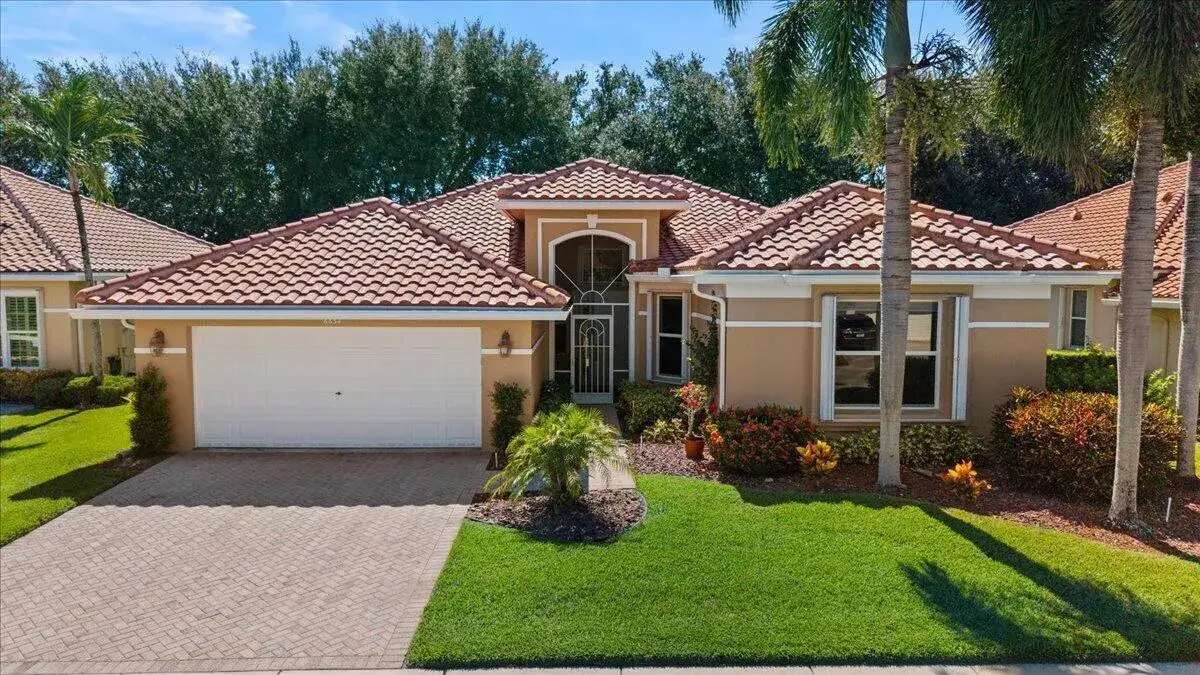 3 bedroom 2 bath Residential for sale at 6634 JOG PALM Drive, Boynton Beach FL 33437