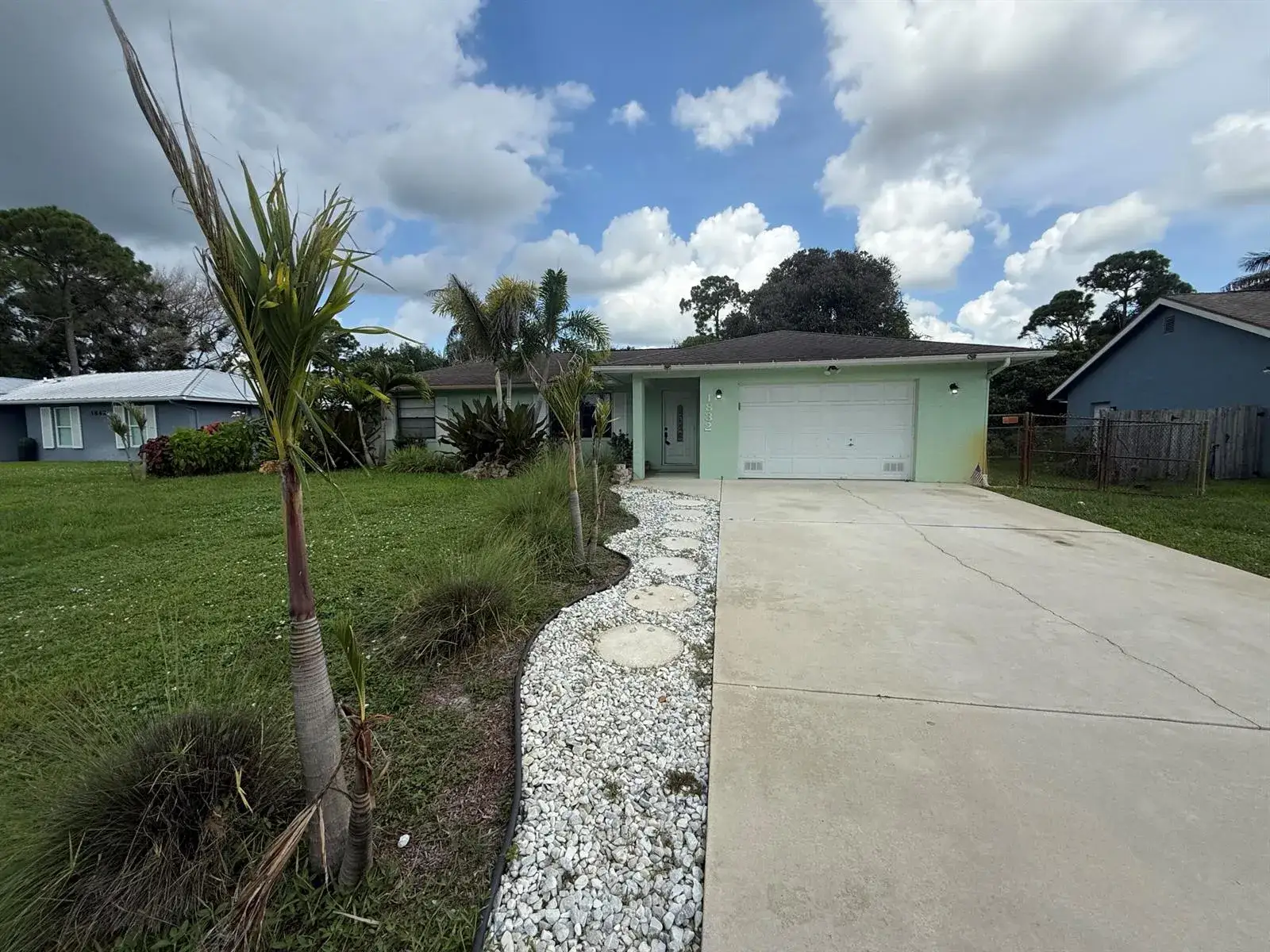 3 bedroom 2 bath Residential for sale at 1832 SE MANTH Lane, Port St. Lucie FL 34983
