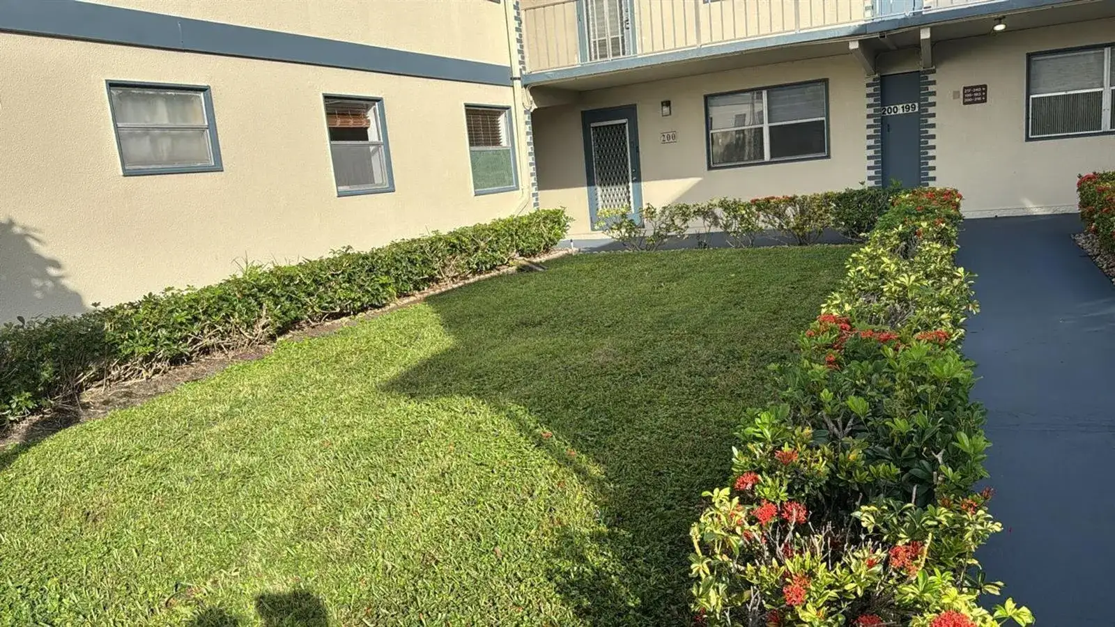 2 bedroom 2 bath Residential for sale at 201 BRITTANY E, Delray Beach FL 33446