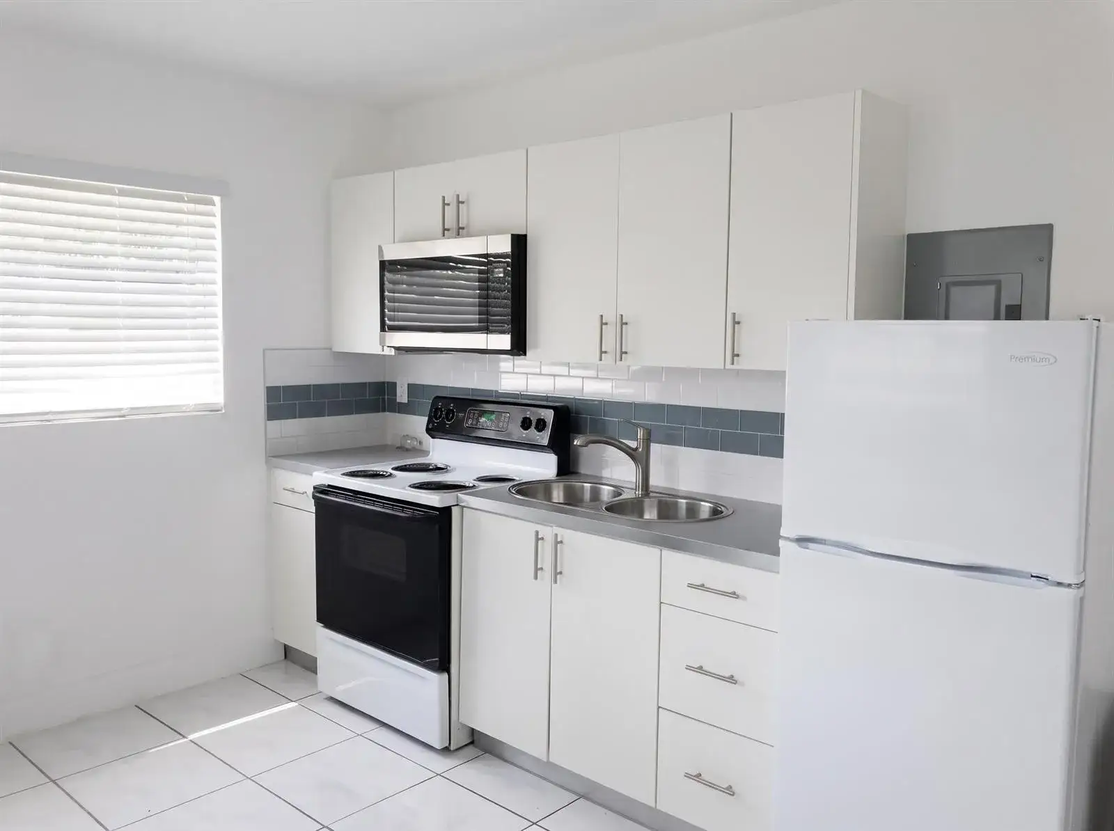 141 NW 4th Avenue # 3, Fort Lauderdale FL 33311
