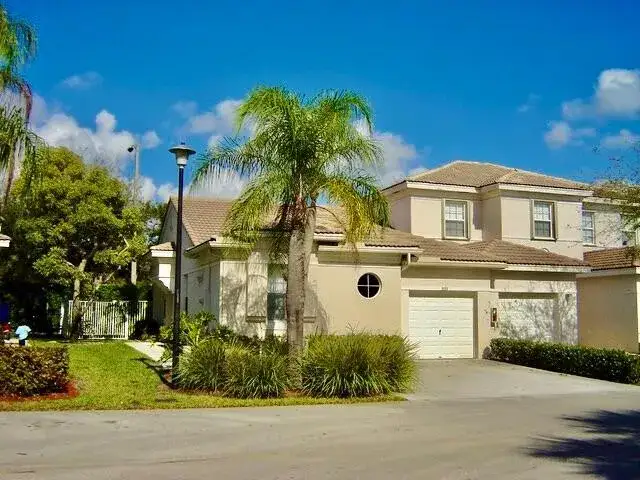 2 bedroom 2 bath Residential for sale at 3133 ENCLAVE Way, Lauderhill FL 33319