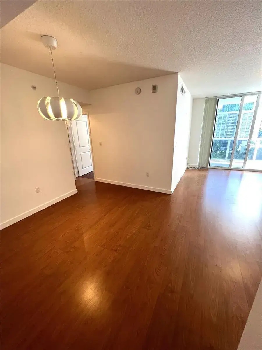 2 bedroom 2 bath Residential Lease for rent at 601 NE 23 Street # 904, Miami FL 33137