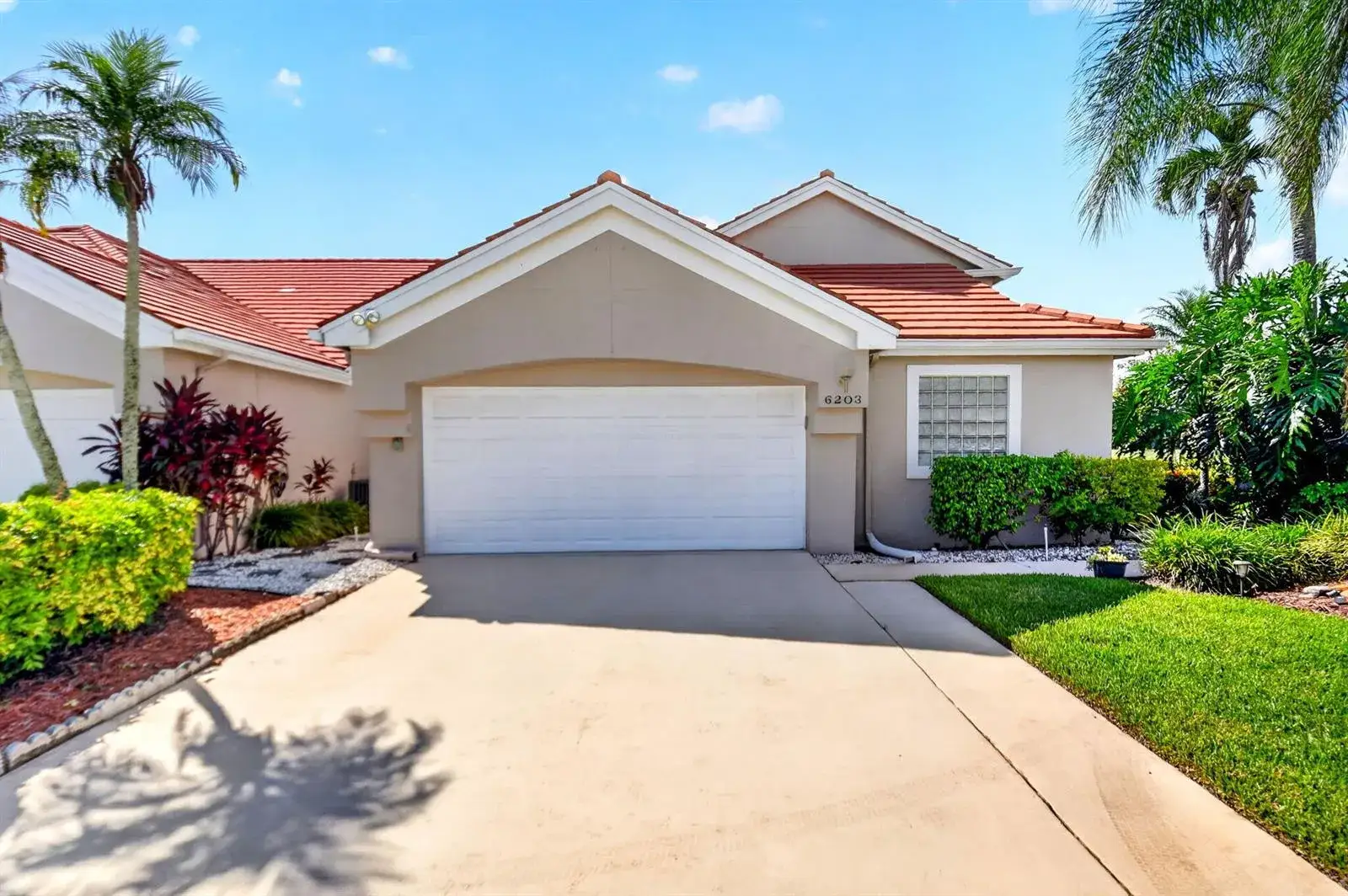 3 bedroom 2 bath Residential for sale at 6203 Bear Creek Court, Lake Worth FL 33467
