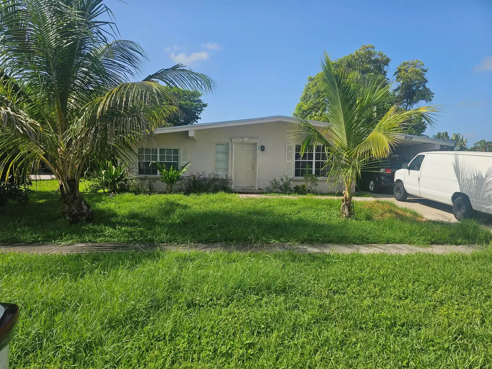 6134 HOGAN CREEK Road, Margate FL 33063