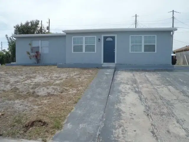 4 bedroom 2 bath Residential Lease for rent at 3275 ORANGE Street, Boynton Beach FL 33435