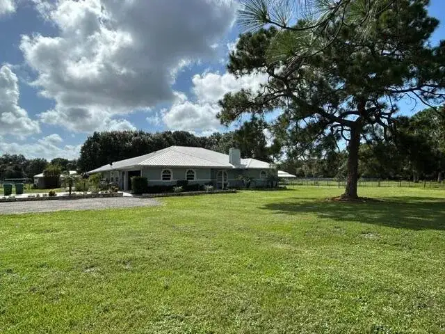 3 bedroom 2 bath Residential for sale at 1476 NE 40TH Avenue, Okeechobee FL 34972