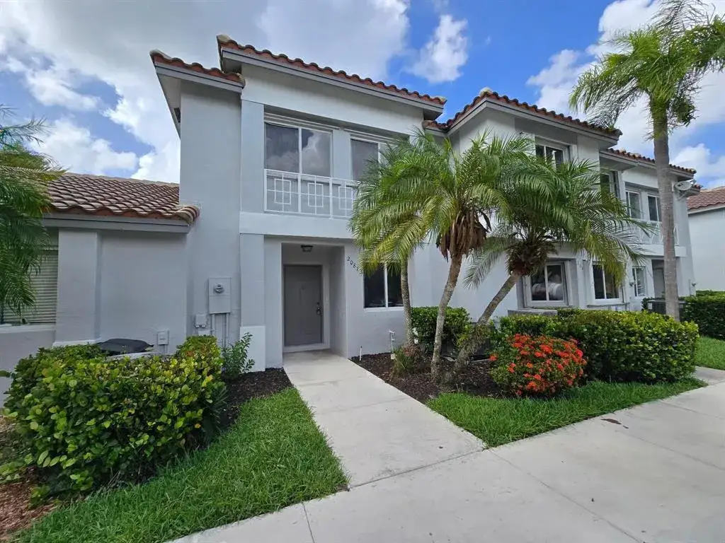3 bedroom 2 bath Residential for sale at 20873 NW 3RD Lane, Pembroke Pines FL 33029