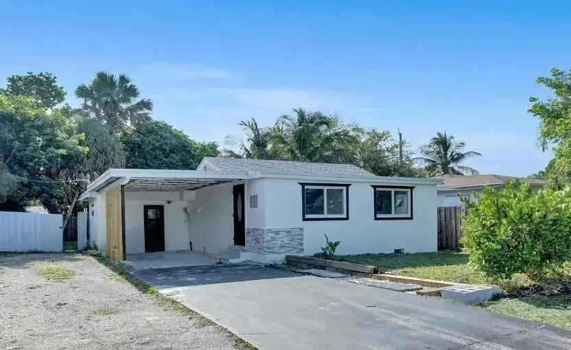 2 bedroom 2 bath Residential for sale at 7936 TERRACE Road, Lake Worth FL 33462