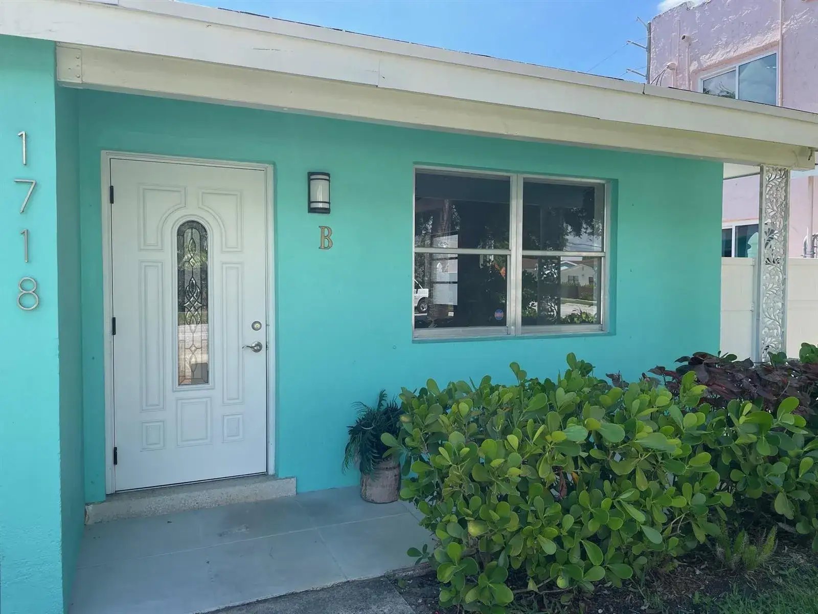 1 bedroom 1 bath Residential Lease for rent at 1718 Mercer Avenue # B, West Palm Beach FL 33401