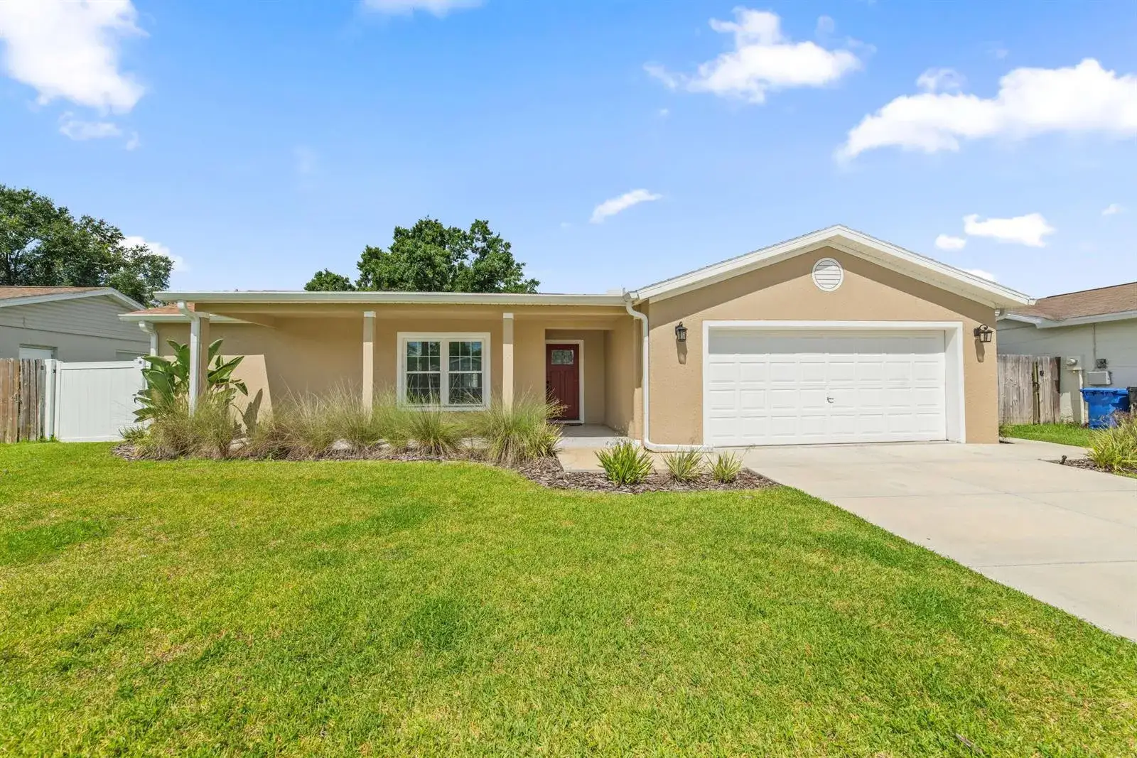 3 bedroom 2 bath Residential for sale at 1003 RED OAK Circle, Brandon FL 33511