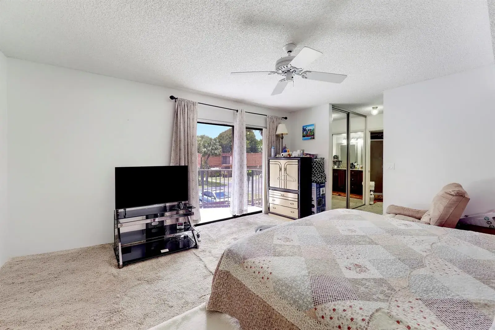 3 bedroom 2 bath Residential for sale at 8389 N Coral Circle, North Lauderdale FL 33068