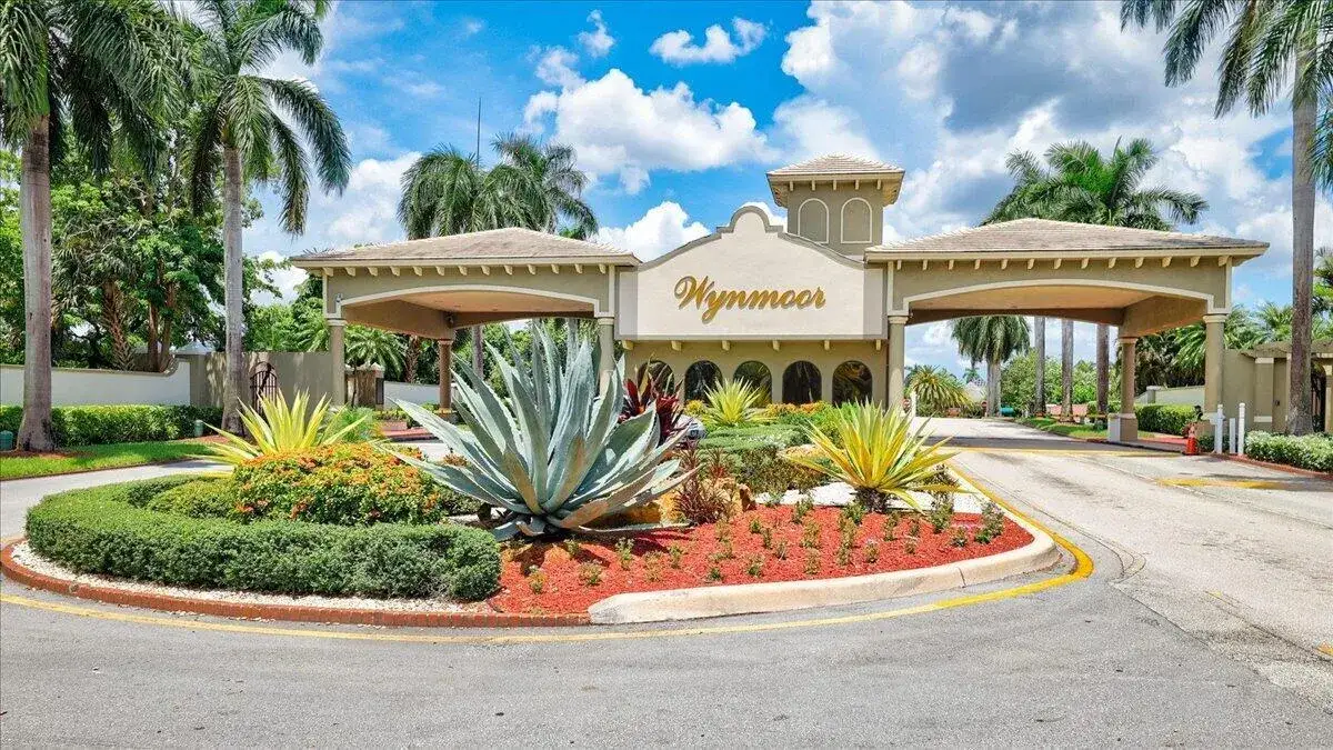 2 bedroom 2 bath Residential for sale at 2304 LUCAYA Lane # C1, Coconut Creek FL 33066