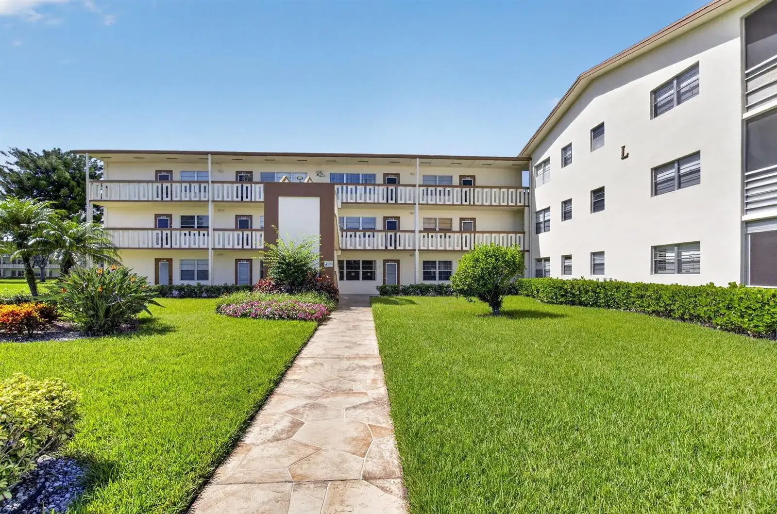 2 bedroom 1 bath Residential for sale at 463 MANSFIELD L, Boca Raton FL 33434