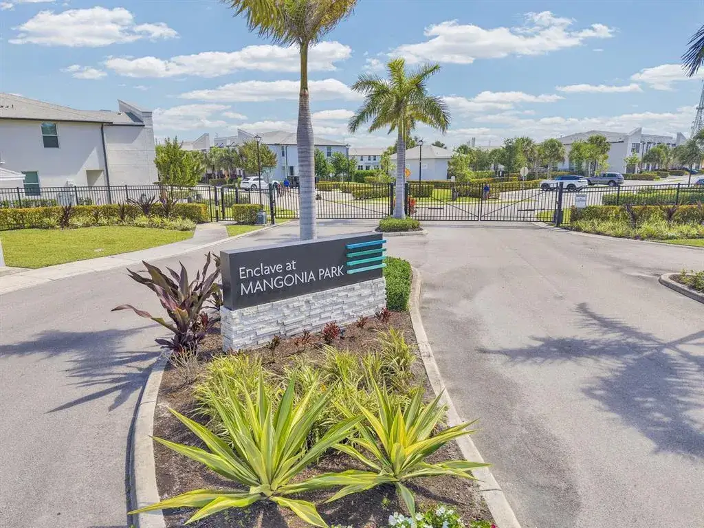 3 bedroom 2 bath Residential for sale at 5659 Enclave Drive, Mangonia Park FL 33407