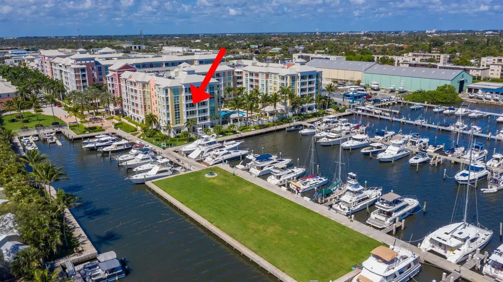 3 bedroom 2 bath Residential for sale at 806 E Windward Way # 424, Lantana FL 33462