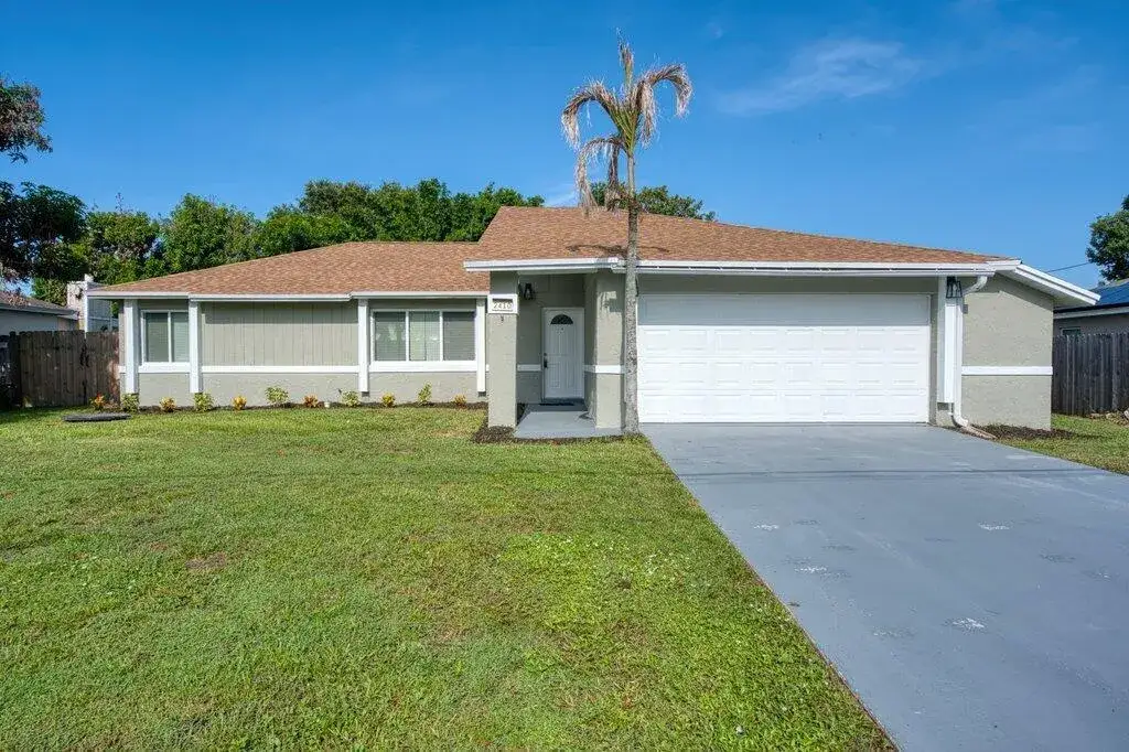 3 bedroom 2 bath Residential for sale at 2410 SE Warwick Street, Port St. Lucie FL 34984