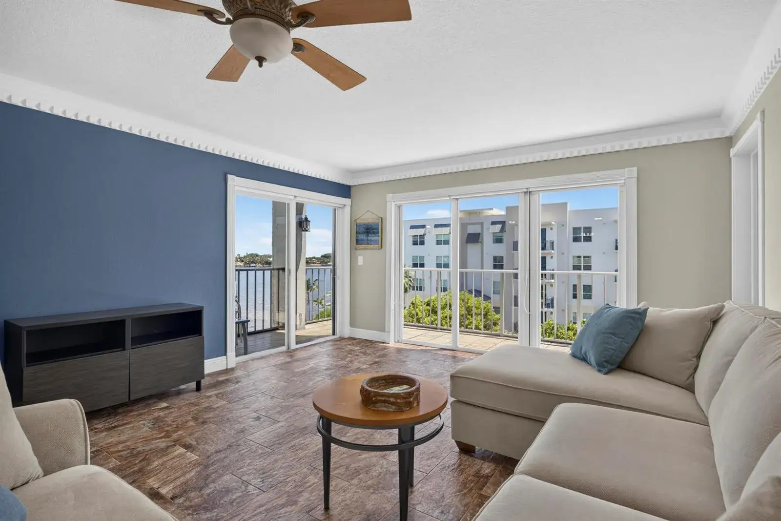 2 bedroom 2 bath Residential for sale at 1206 S LAKE Drive # 504, Lantana FL 33462