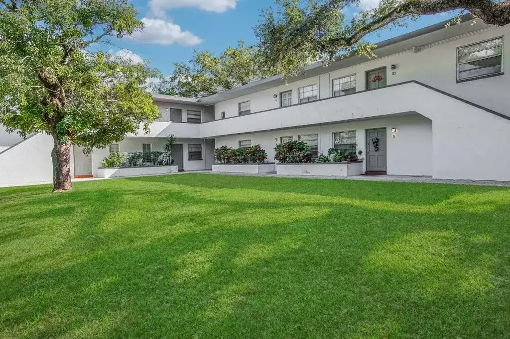 1 bedroom 1 bath Residential Lease for rent at 1450 SW 8TH Court, Fort Lauderdale FL 33312