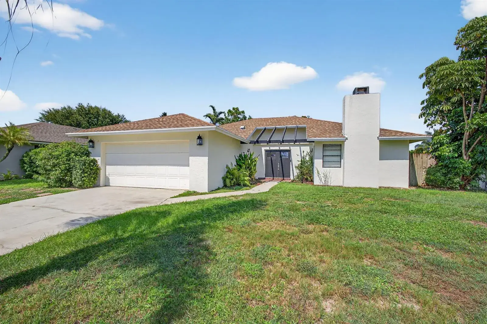 3 bedroom 2 bath Residential for sale at 1202 Essex Drive, Wellington FL 33414