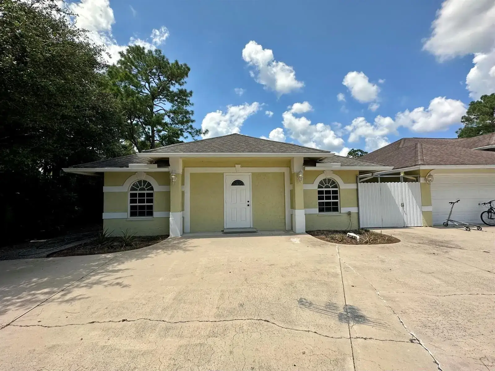 2 bedroom 1 bath Residential Lease for rent at 14043 89TH Place N # B, FL 33470
