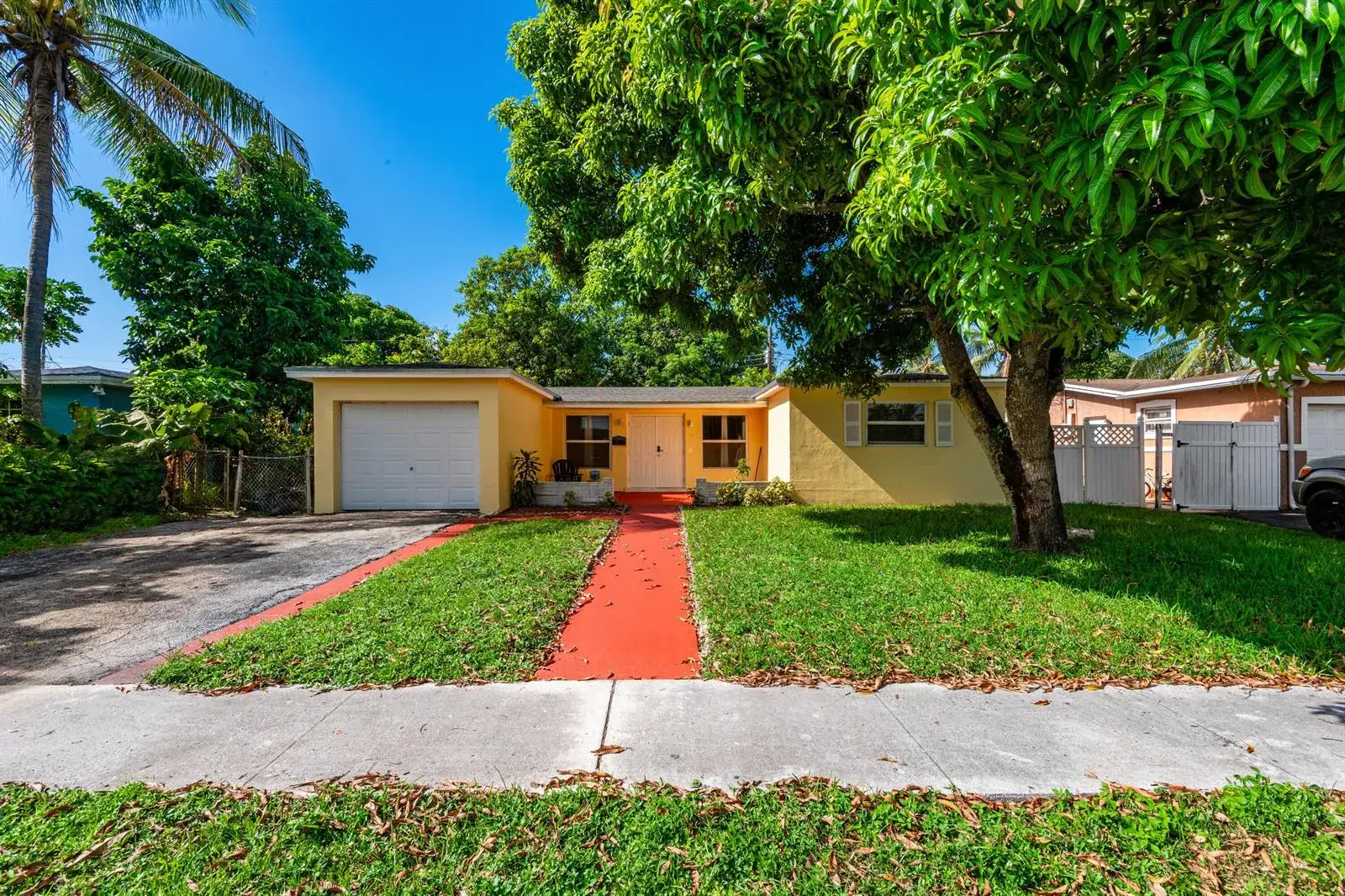 3 bedroom 2 bath Residential for sale at 3611 NW 40TH Court, Lauderdale Lakes FL 33309