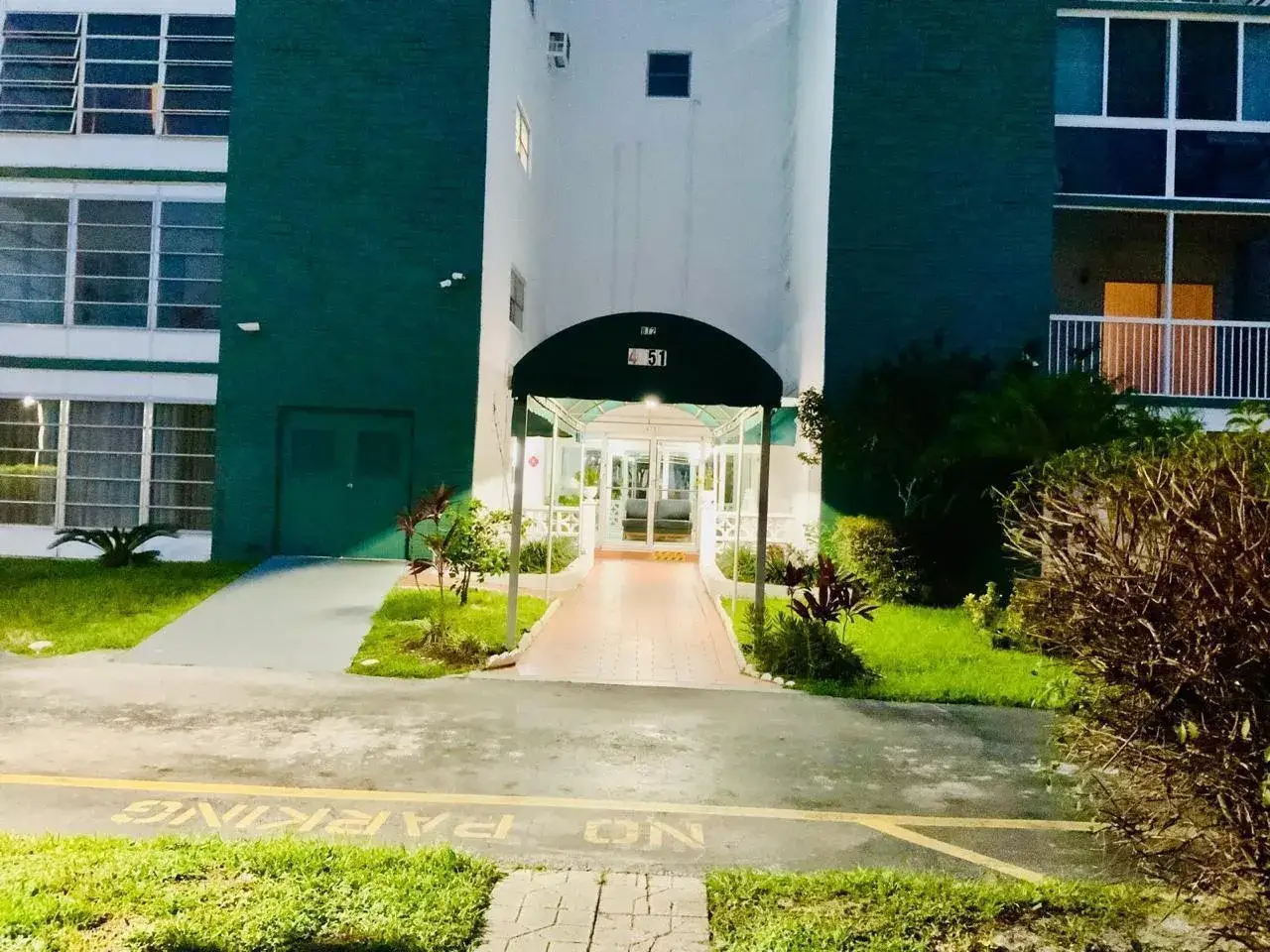 1 bedroom 1 bath Residential for sale at 4751 NW 21ST Street # 116, Lauderhill FL 33313