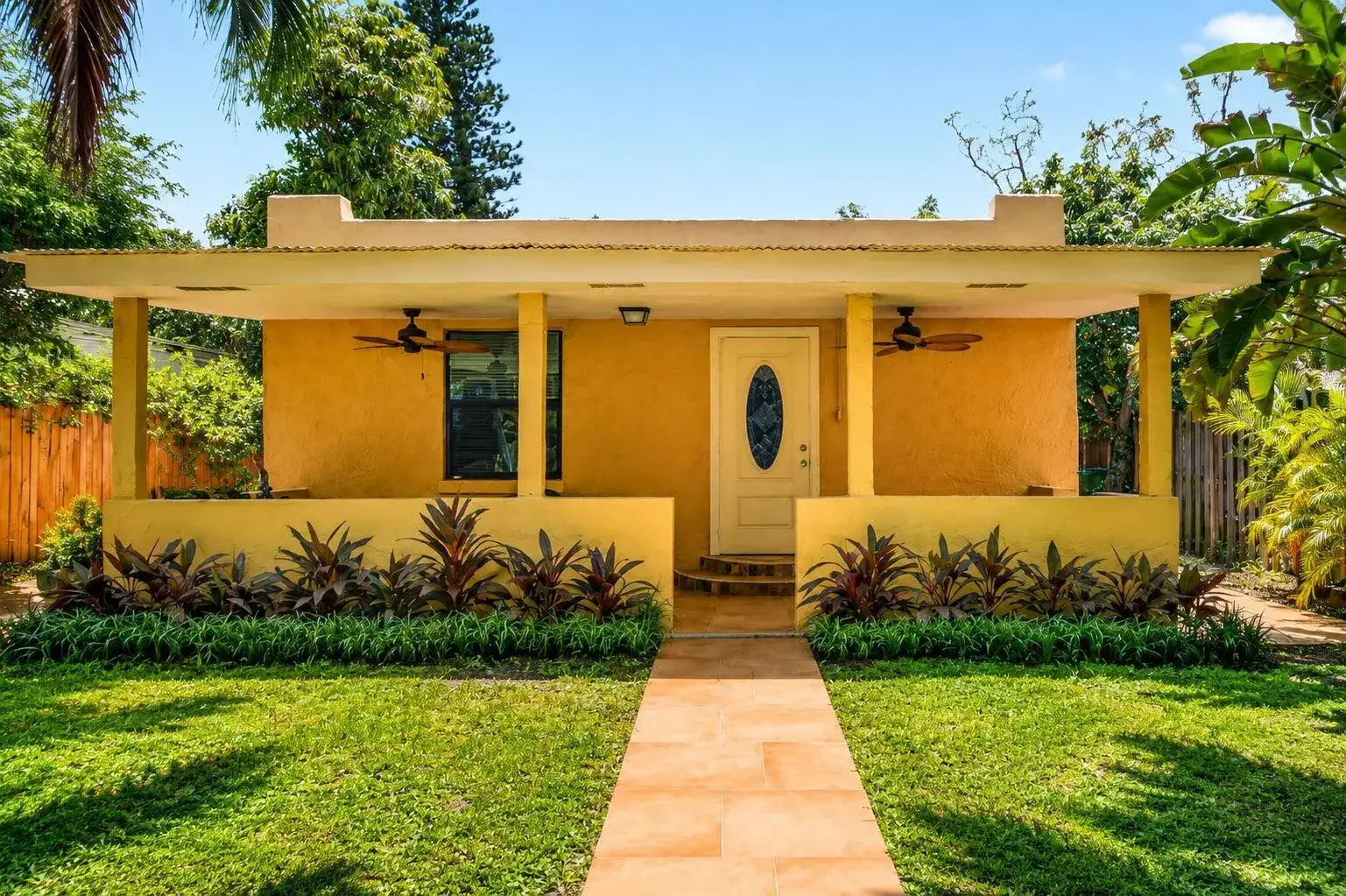 640 34TH Street, West Palm Beach FL 33407