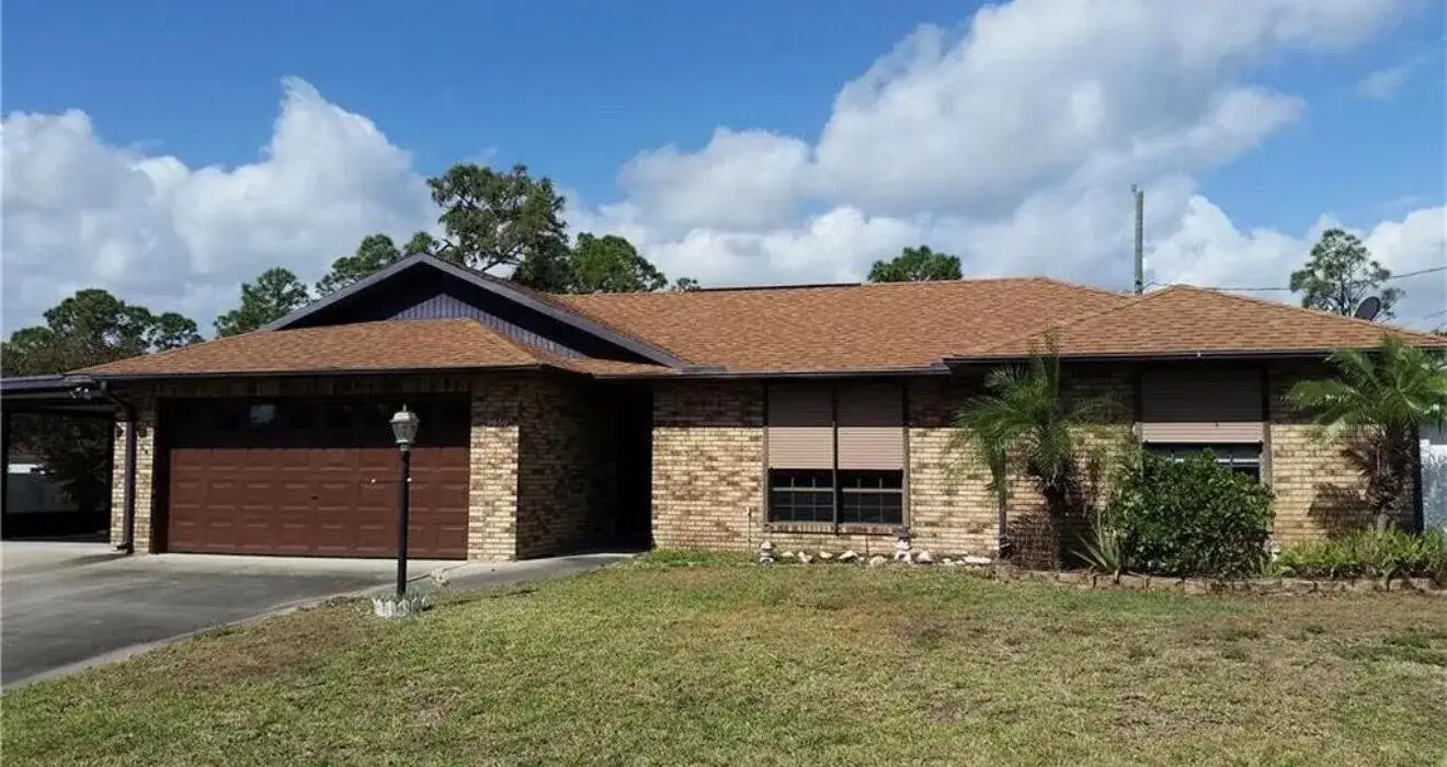 3 bedroom 2 bath Residential for sale at 9650 Hibiscus Avenue, FL 32976