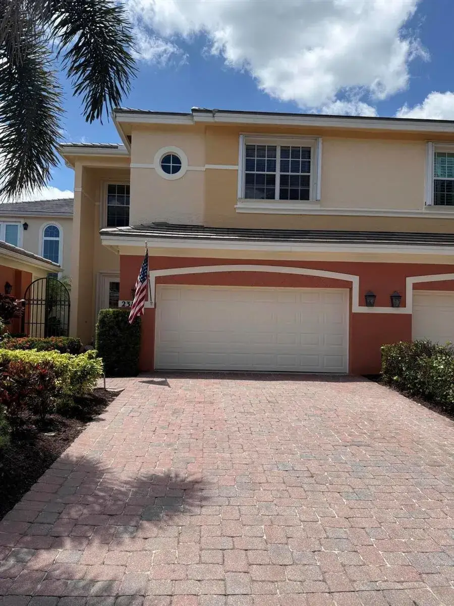 3 bedroom 3 bath Residential for sale at 2384 SW ISLAND CREEK Trail, Palm City FL 34990