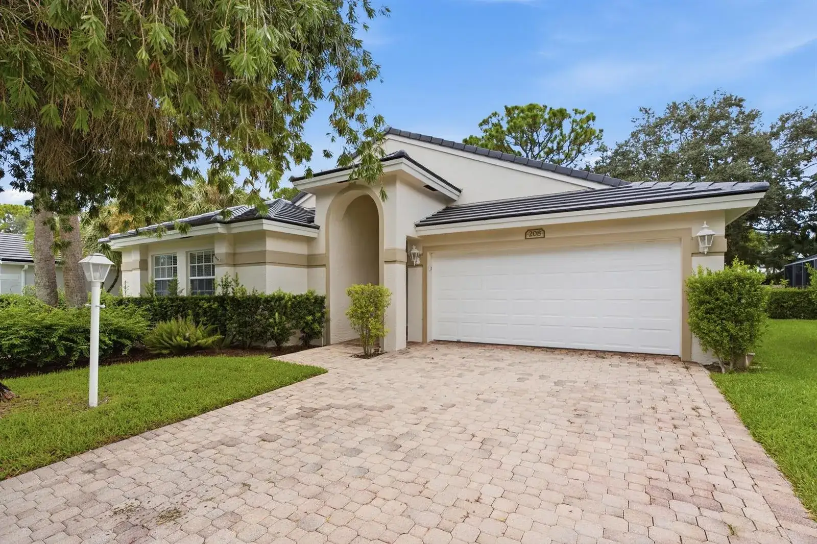 4 bedroom 2 bath Residential for sale at 208 Jones Creek Drive, Jupiter FL 33458