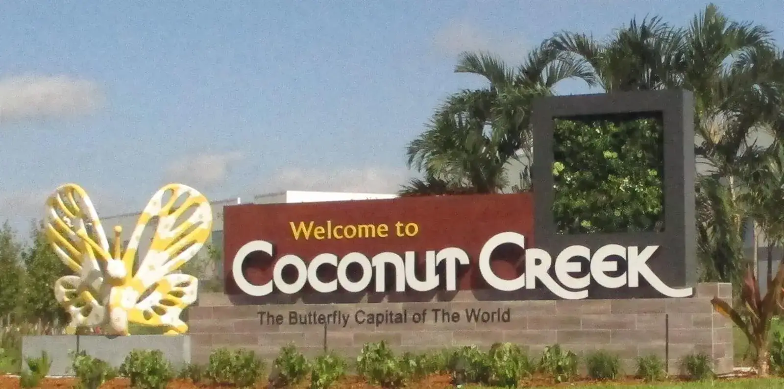 2 bedroom 2 bath Residential for sale at 3721 Cocoplum Circle, Coconut Creek FL 33063