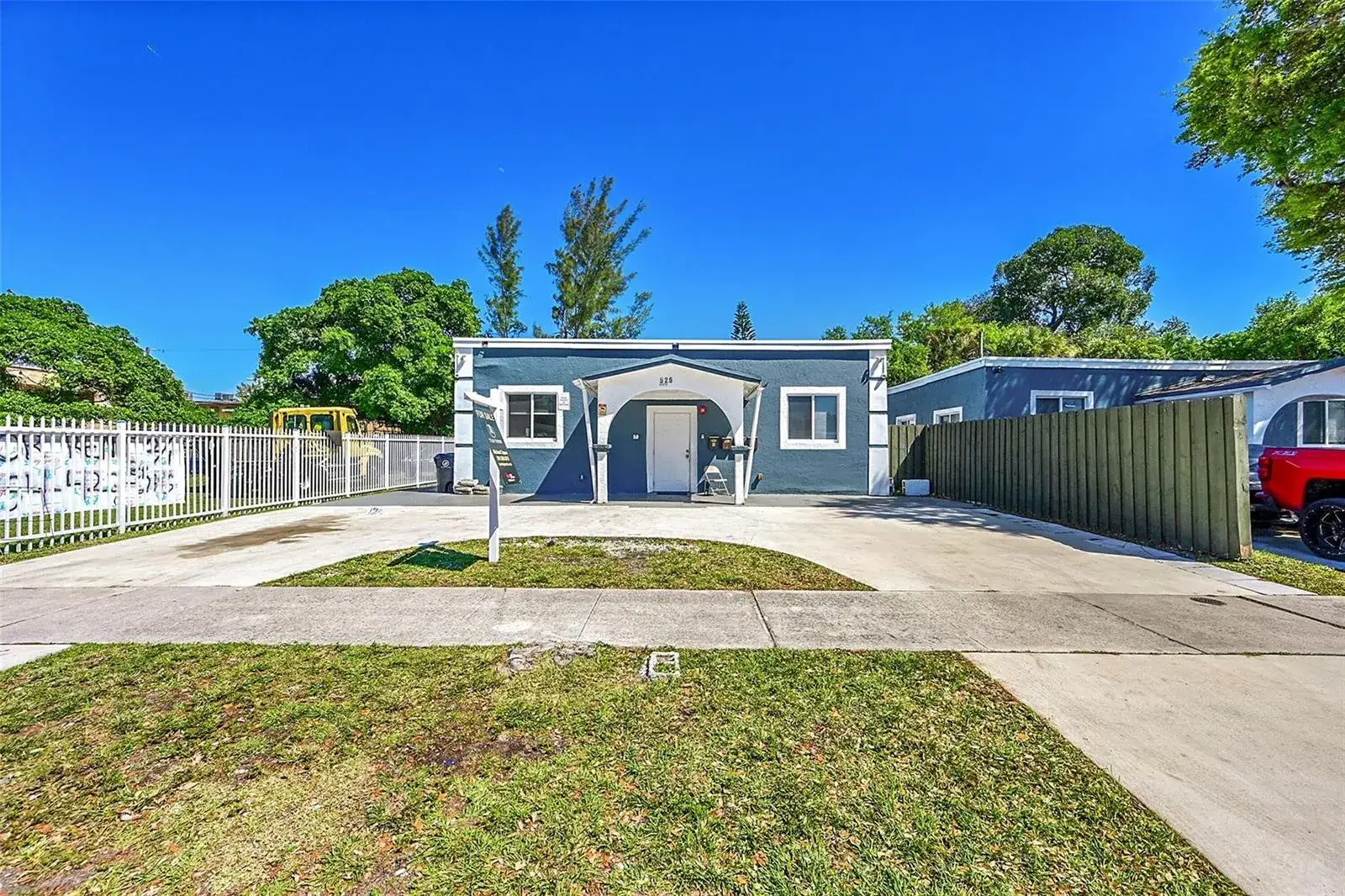 Residential Income for sale at 526 NW 15TH Way, Fort Lauderdale FL 33311