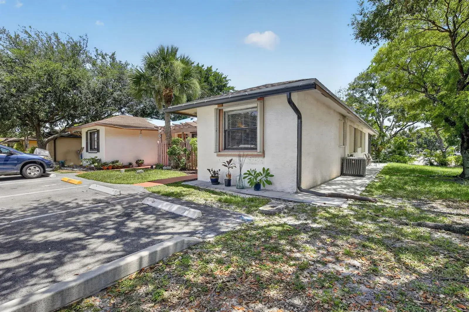 3 bedroom 2 bath Residential for sale at 2950 NW 109TH Terrace, Sunrise FL 33322