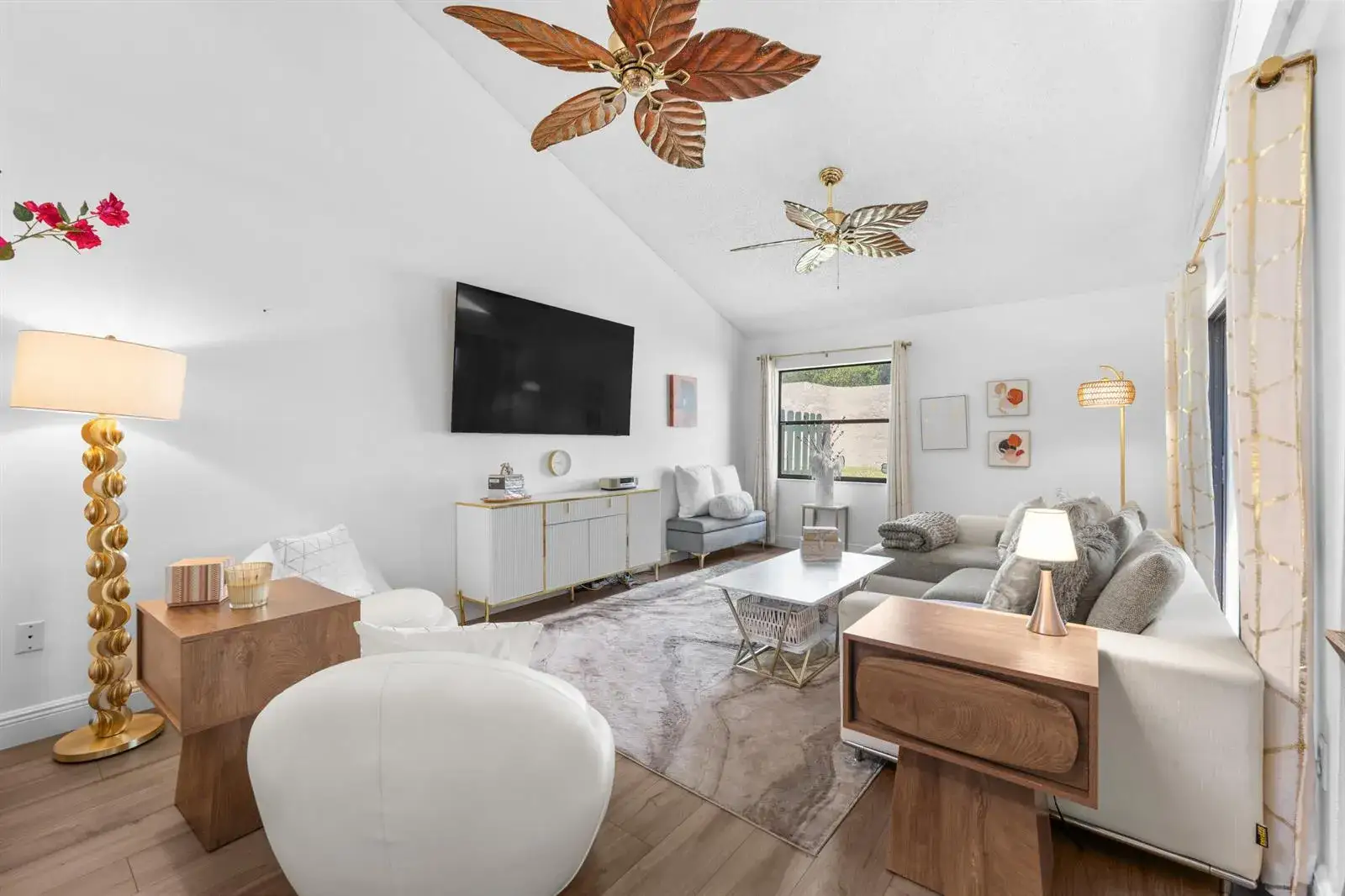 3 bedroom 3 bath Residential for sale at 6138 ALOMA Lane, Boca Raton FL 33433