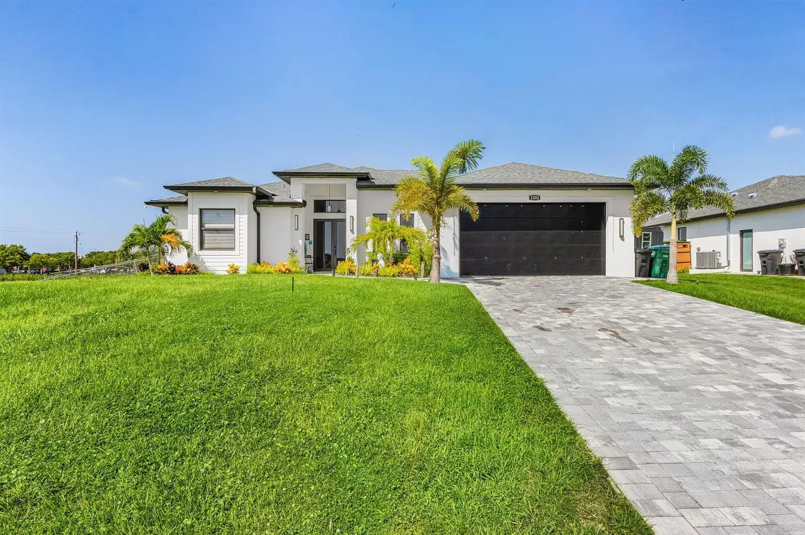 3 bedroom 2 bath Residential for sale at 1202 NE 21ST Avenue # 1202, Cape Coral FL 33909