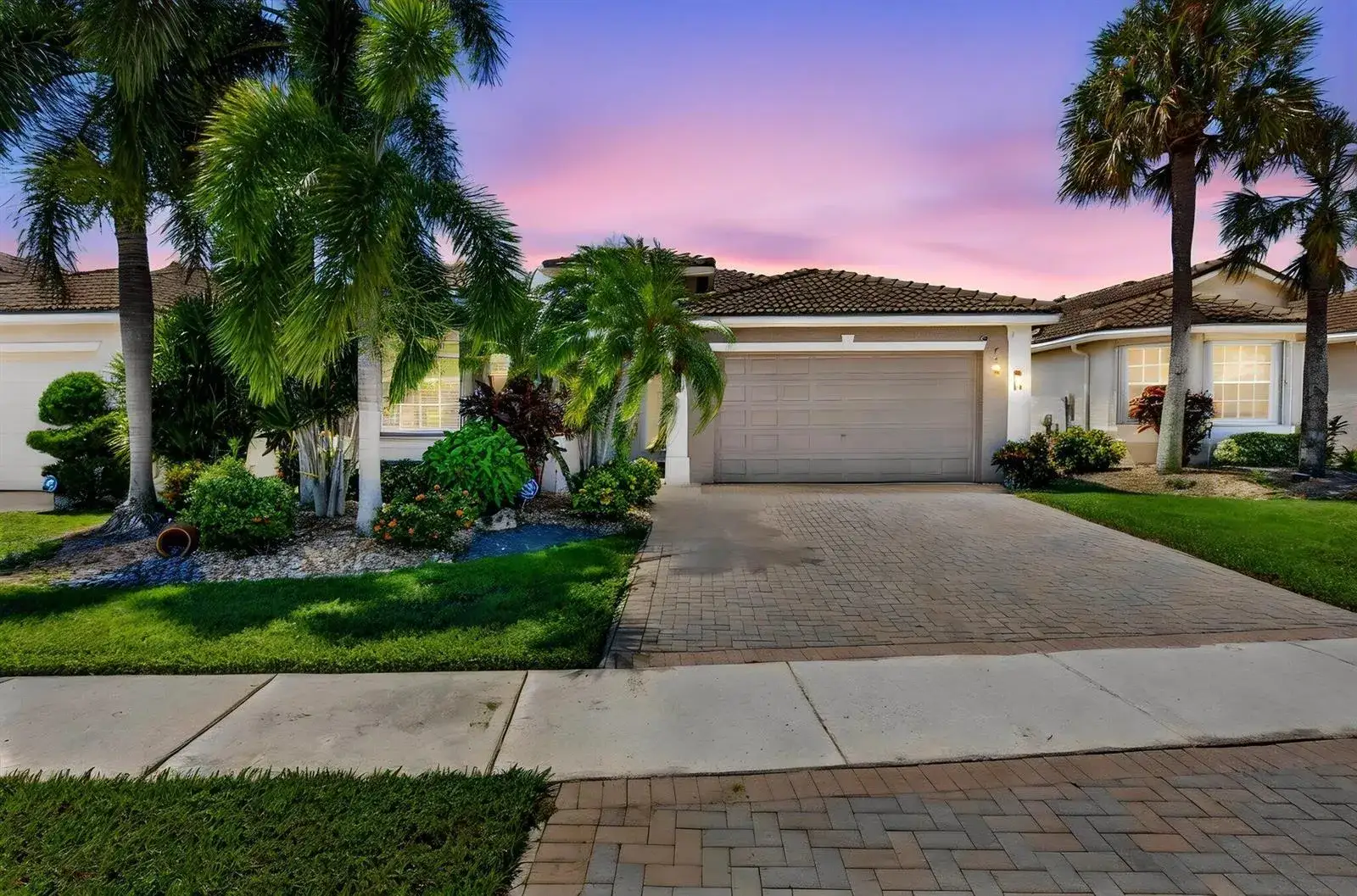 3 bedroom 2 bath Residential for sale at 7326 Cortes Lake Drive, Delray Beach FL 33446