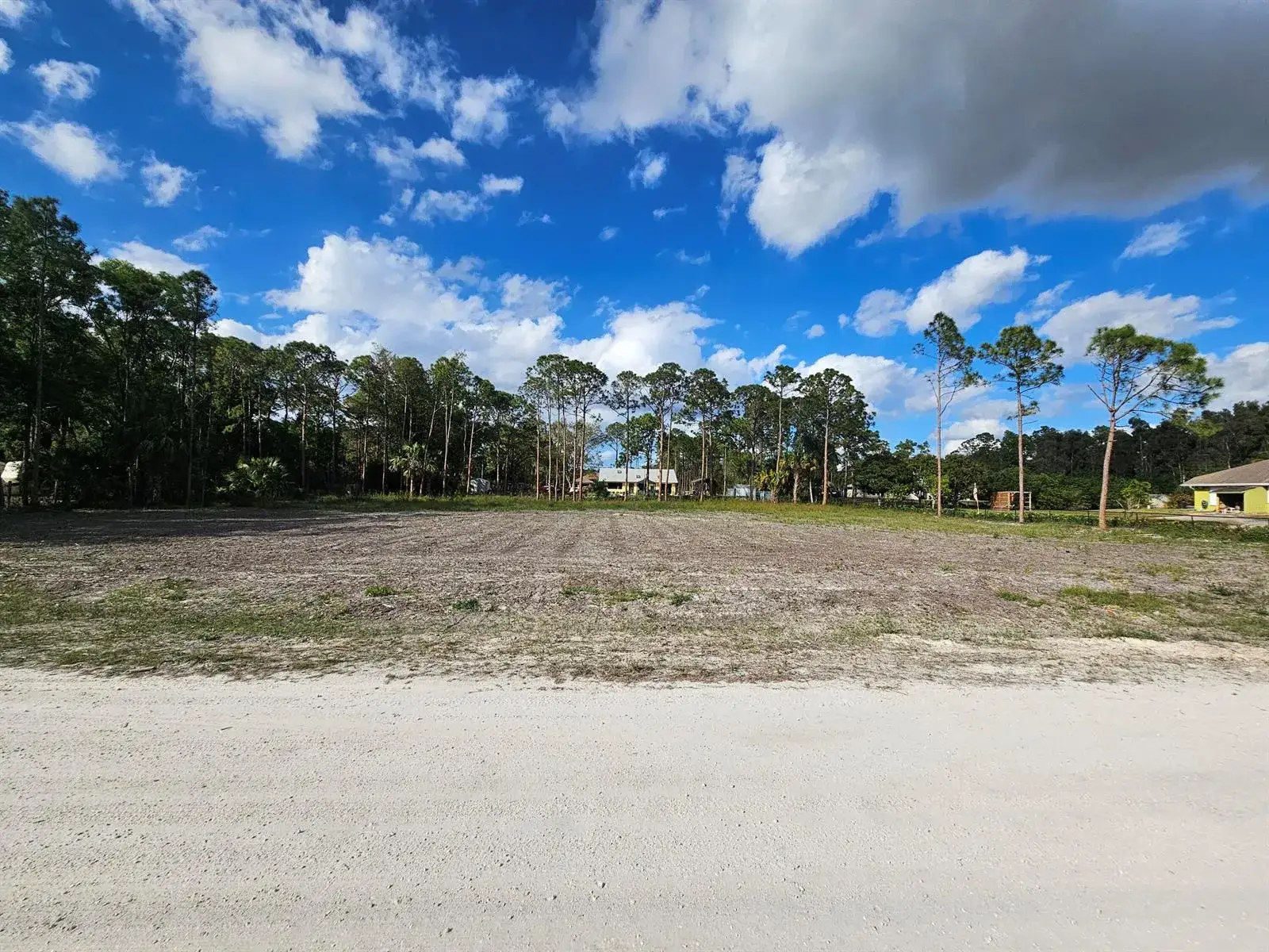Commercial Land for sale at 00000 82nd Lane N, FL 33470